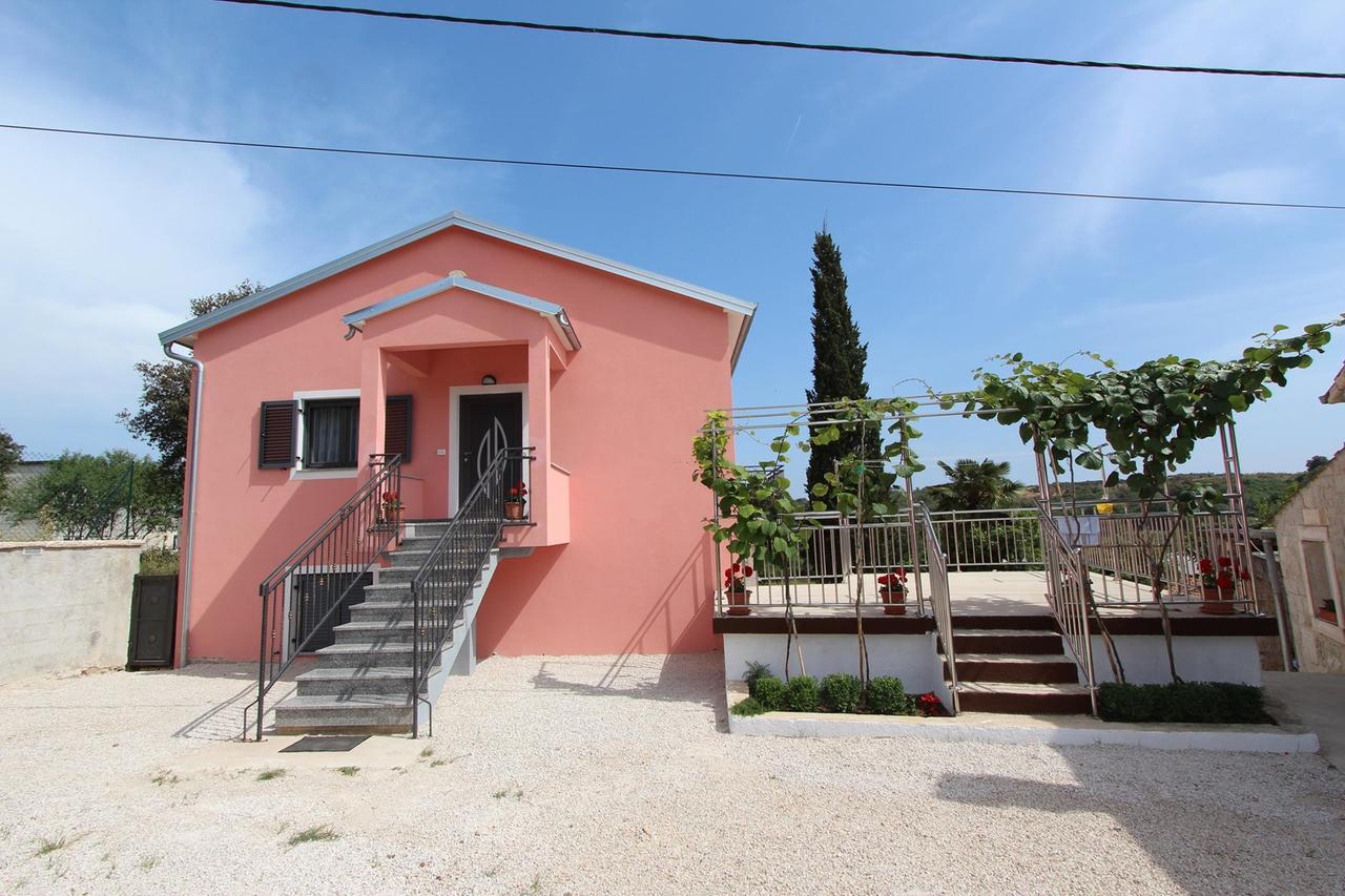 Apartament Mondelaco *